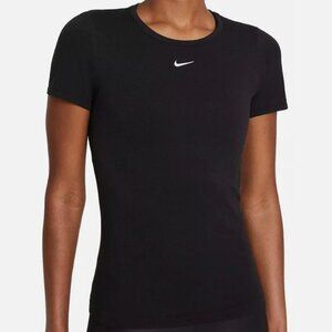 Nike Dri-FIT ADV Aura Short Sleeve